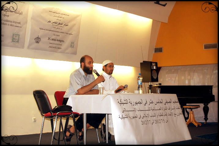 Islámský kongres v Třebíči v roce 2012, přednáší (dnes již bývalý) pražský muslimský duchovní Samer Shehadeh. 